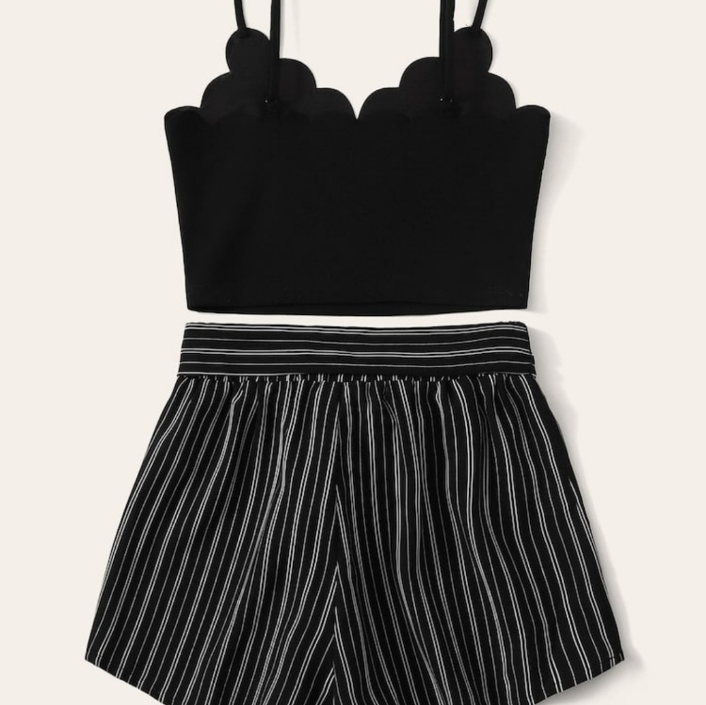 Cami crop top with belted short pant set!